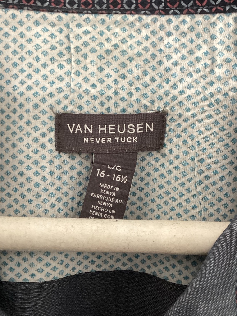 Van Heusen Never Tuck Shirt - Picture 2 of 5